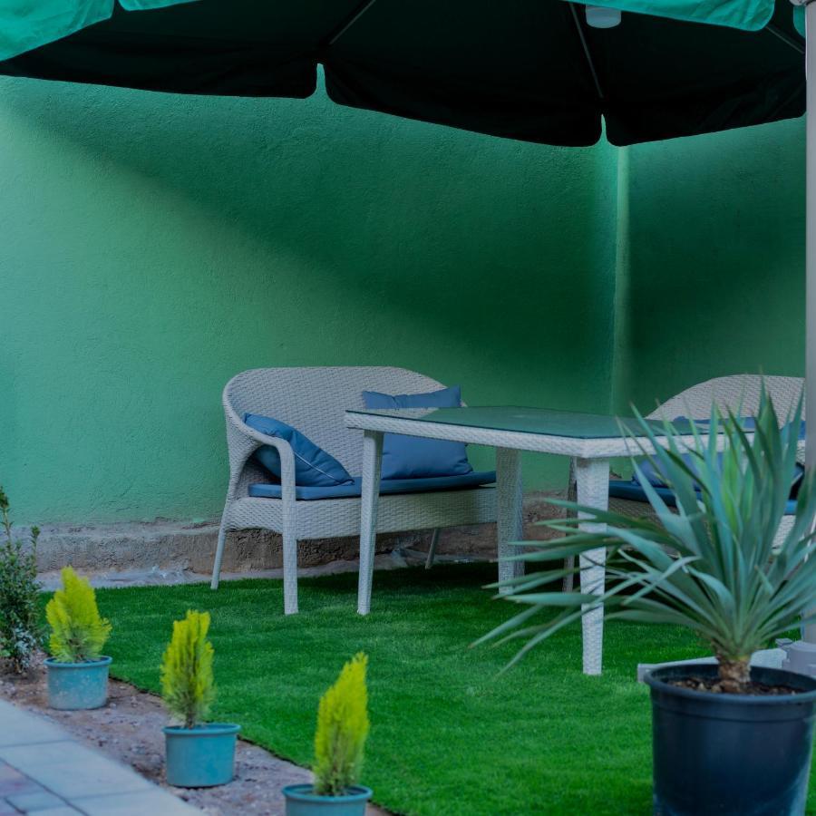 La Casa Emilioangi Hostel Yerevan Exterior photo