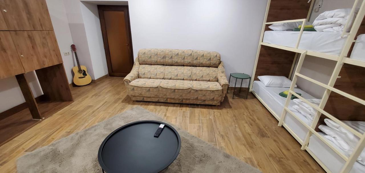 La Casa Emilioangi Hostel Yerevan Exterior photo